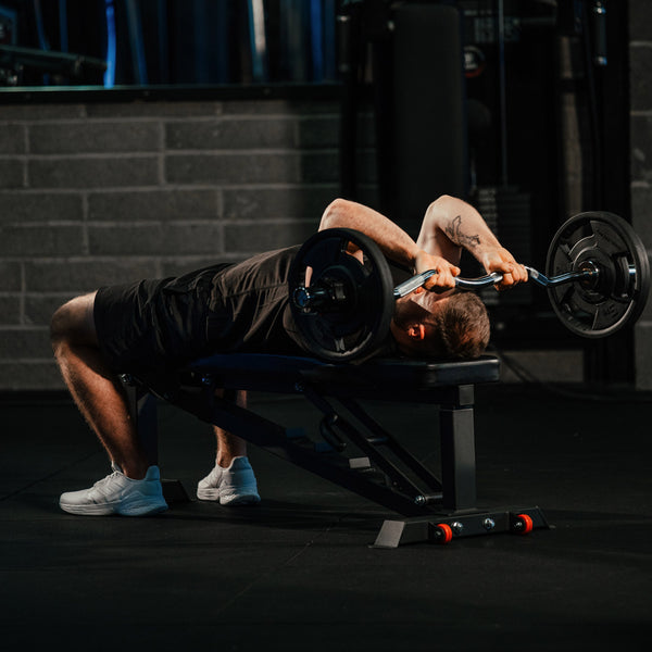 Hit Fitness EZ Curl Bar | 47" Skull Crushers Lifestyle