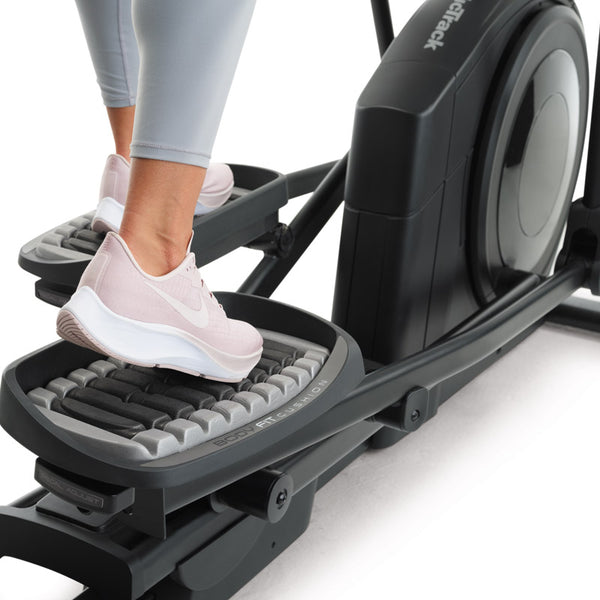 NordicTrack Airglide 14i Elliptical Close Up