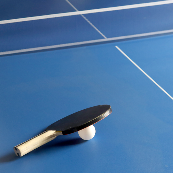 Hit Sport Table Tennis Set on a Table Tennis Desk