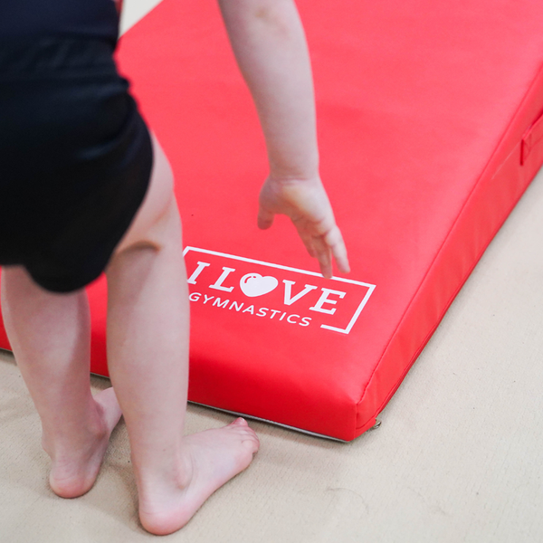 I Love Gymnastic Red Foam Wedge | 120 x 60 x 25cm