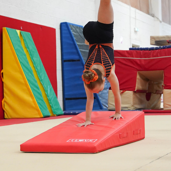 I Love Gymnastic Red Foam Wedge | 120 x 60 x 25cm