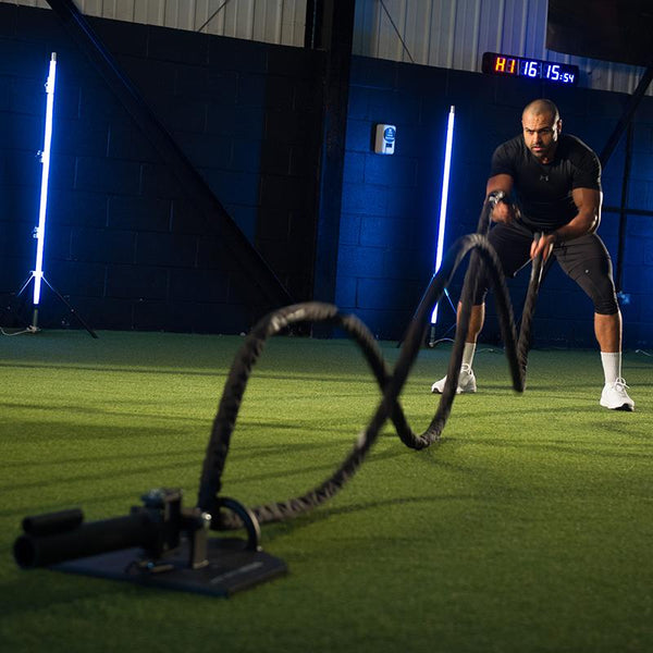 Hit Fitness Battle Rope - Man Working Out With Rope